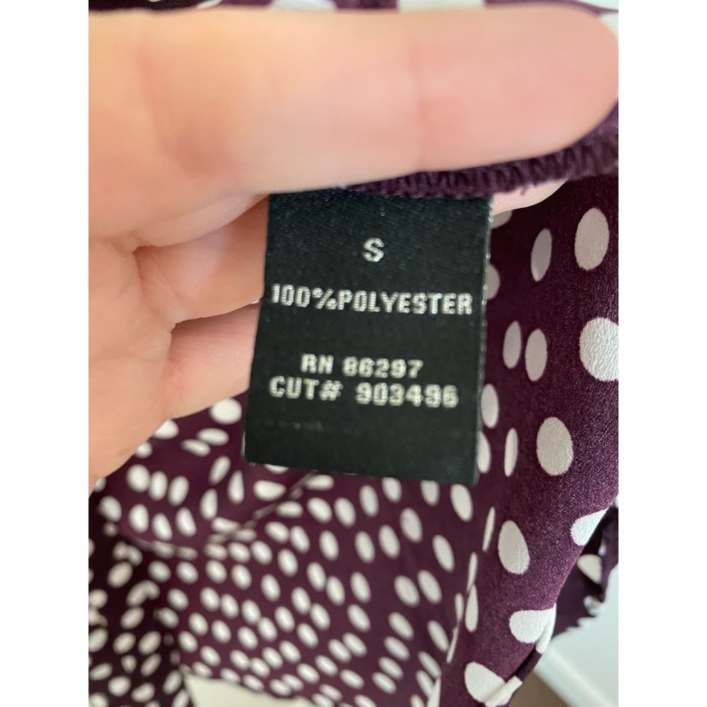 Bcbgmaxazria polka dot button down. - Picture 5 of 6